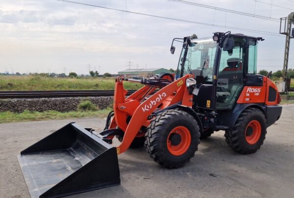 2019 Kubota R065