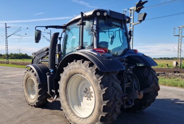 2018 Valtra N174 – Bild 3