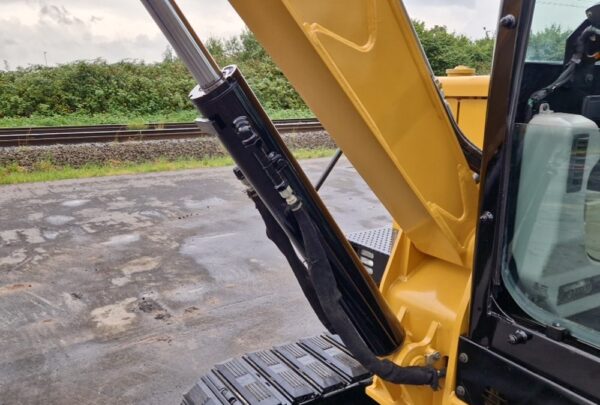 2018 CAT 305.5E2 – Bild 6