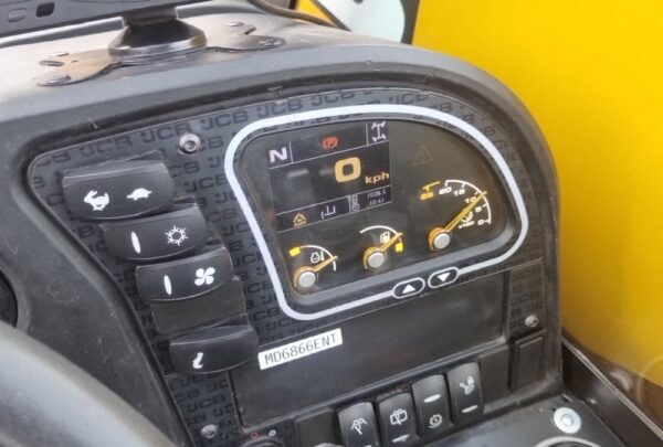 2018 JCB 525-60 – Bild 3