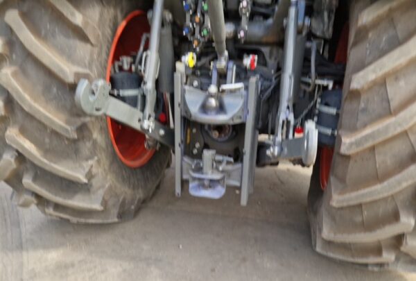 2020 Claas Axion 810 – Bild 4