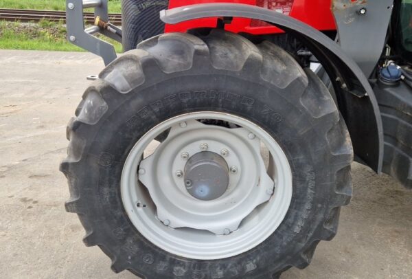 2019 Massey Ferguson 5711-DYNA4 – Bild 5