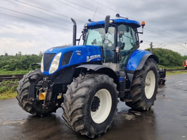 2015 New Holland T7.270