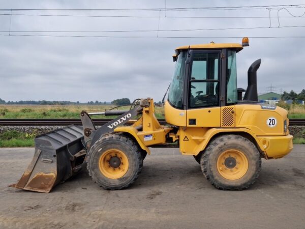 2016 Volvo L30G – Bild 3