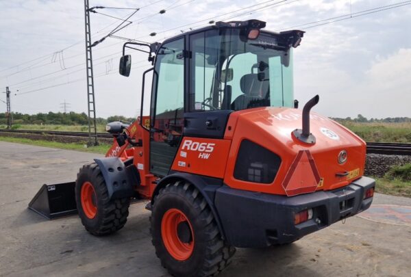 2019 Kubota R065 – Bild 6