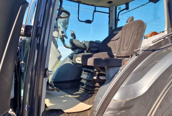 2018 Valtra N174 – Bild 7