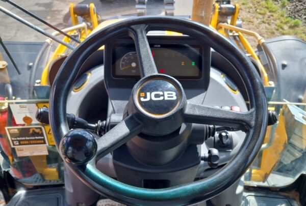2022 JCB 4CX – Bild 10