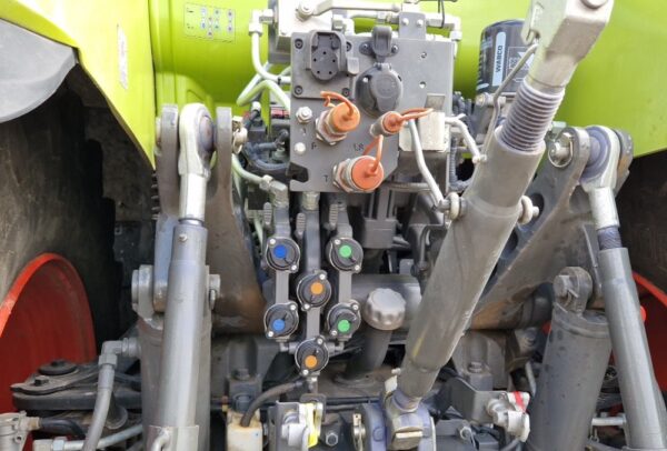 2020 Claas Axion 810 – Bild 5