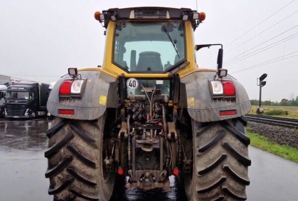 2017 Fendt 828 VARIO 4WD – Bild 8